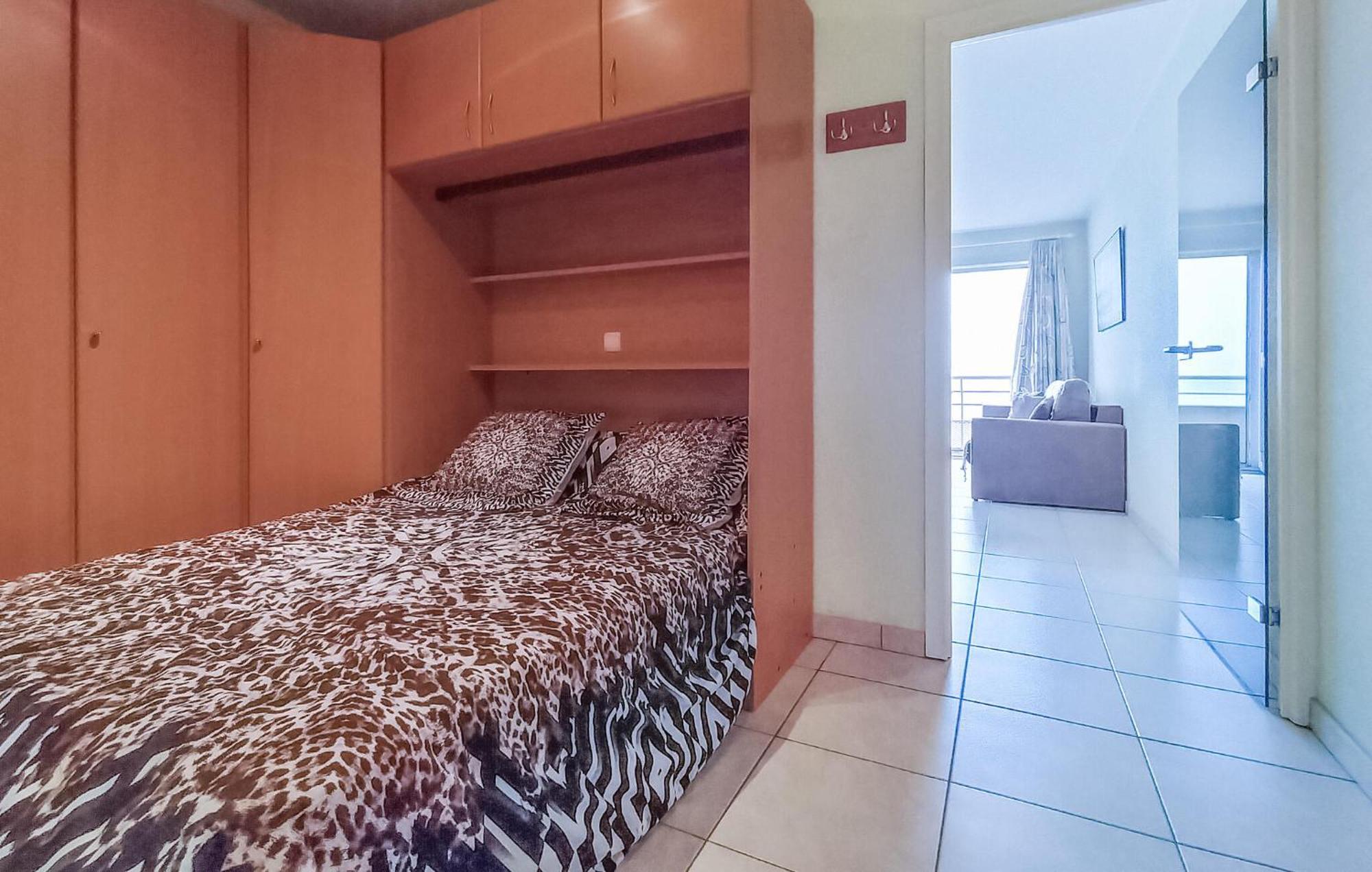 Awesome Apartment In Oostende With House Sea View Exterior photo